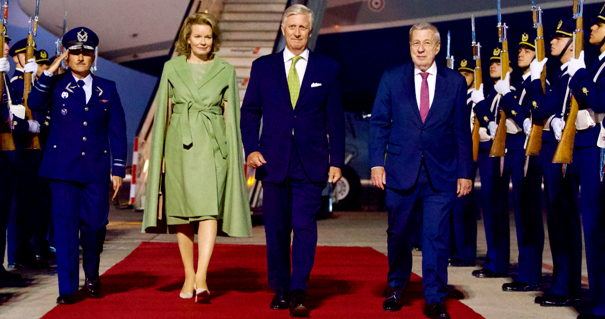 Reyes de Bélgica llegan a Chile: es la primera visita de Estado belga a Latinoamérica en 60 años