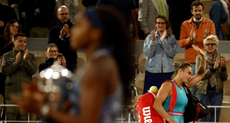 Sabalenka abandona la cancha tras victoria de Gauff en la final de Roland Garros