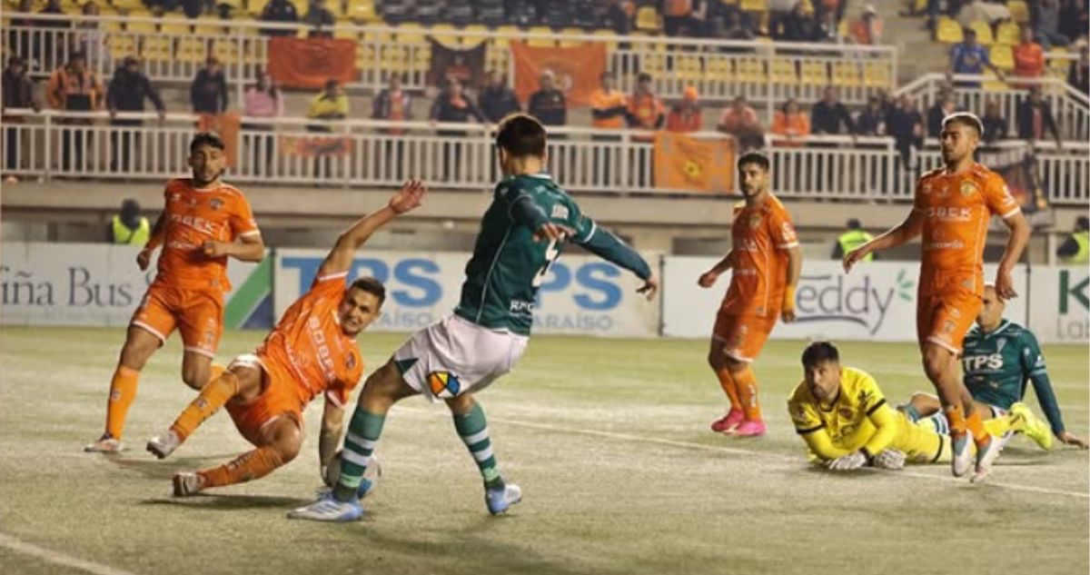 Santiago Wanderers le dio una paliza a Cobreloa y se ilusiona con un ascenso en la Primera B