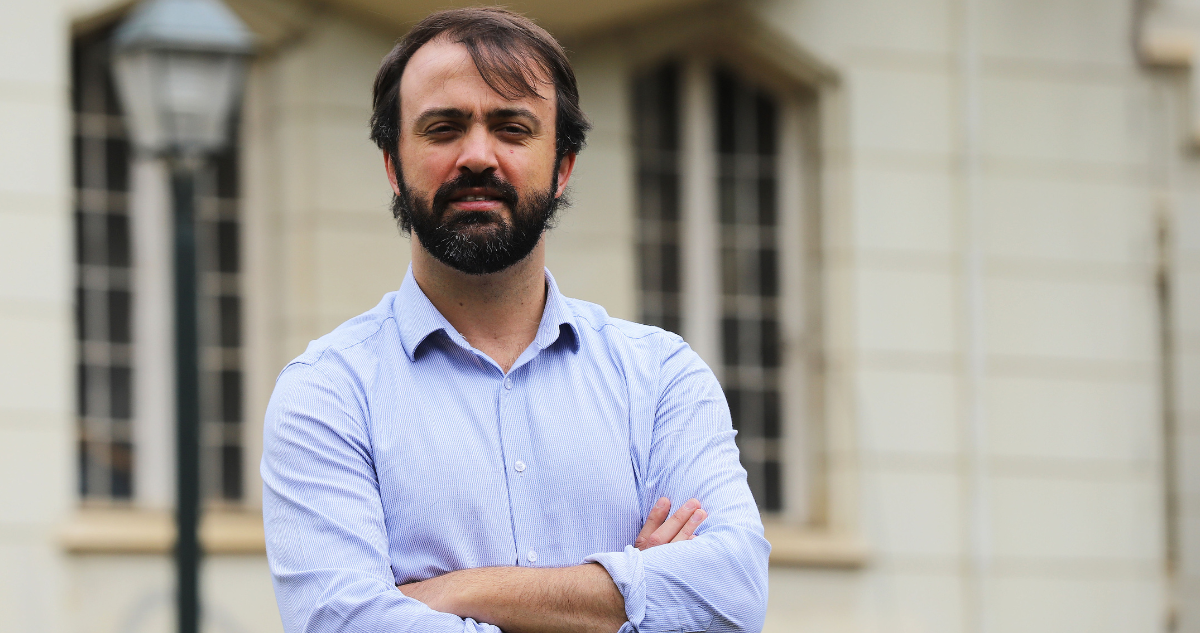Sharp advierte que el actual oficialismo “no alcanza a ganarle a la derecha” en noviembre