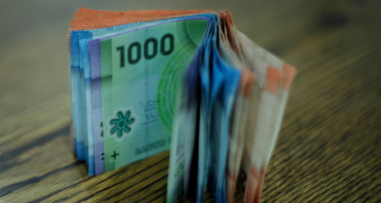 Cómo suspender por 6 meses el cobro de las cuotas mensuales del CAE si estás cesante o desempleado