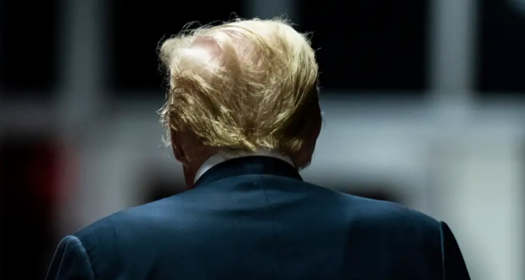 Golpe para Trump: El PIB de EEUU se contrajo y anota su primer retroceso de los últimos tres años
