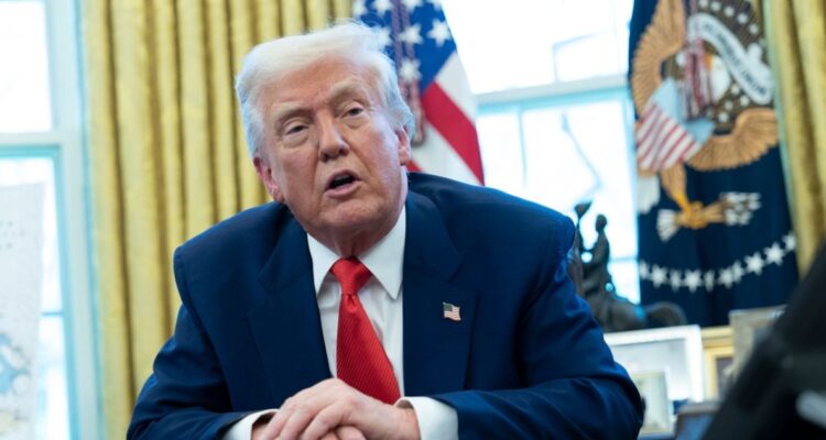 Trump habría aprobado supuestos planes de ataque a Irán, según medios estadounidenses