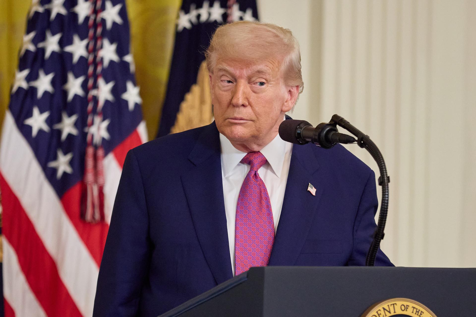 Trump dice que participación de Estados Unidos en el conflicto entre Israel e Irán “es posible”