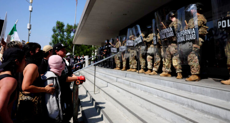 Trump suma a otros 2 mil soldados de la Guardia Nacional para contener protestas en Los Ángeles