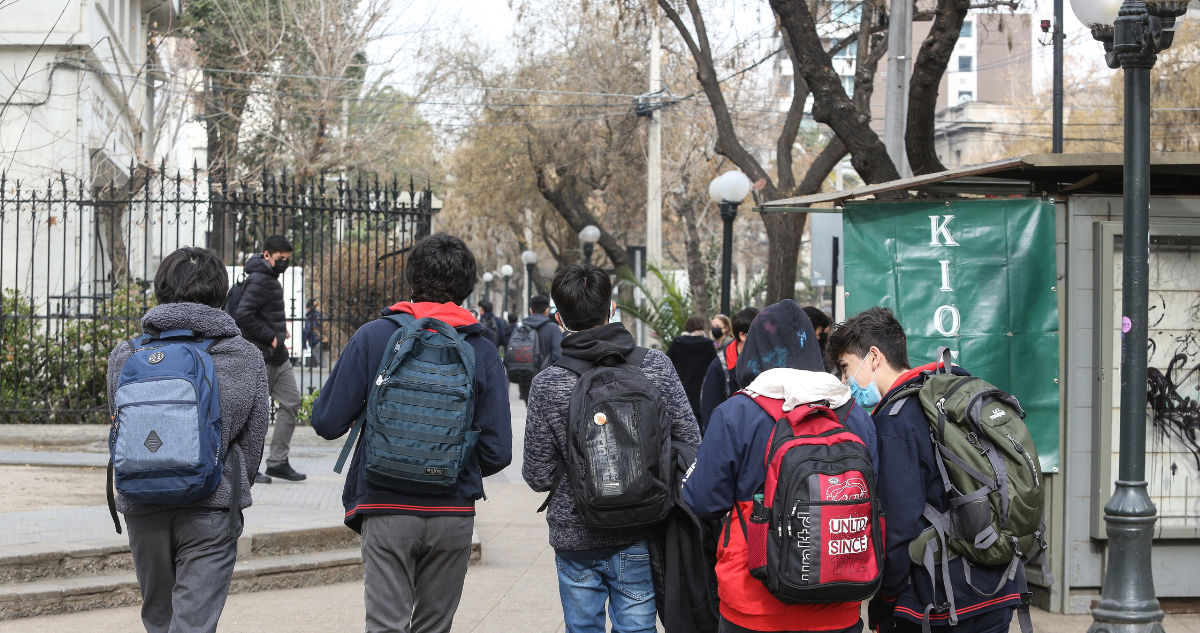 Vacaciones de invierno 2025: cuándo inician en cada región y quienes tendrán 3 semanas de receso
