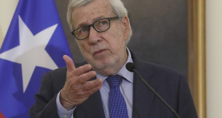 Canciller y posible quiebre de relaciones con Israel: “Hay que esperar lo que diga el Presidente”