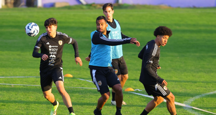 Entrenamiento de Venezuela en Montevideo