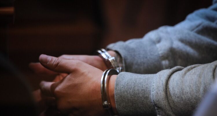 Condenan a chileno por violación con femicidio de colombiana en Quellón en 2023