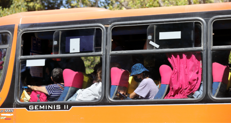 Abren licitación para servicio de transporte que conectará zonas rurales de Santa María con San Felipe