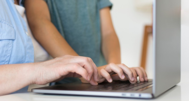 Pendientes en la accesibilidad web para personas ciegas, inclusión digital