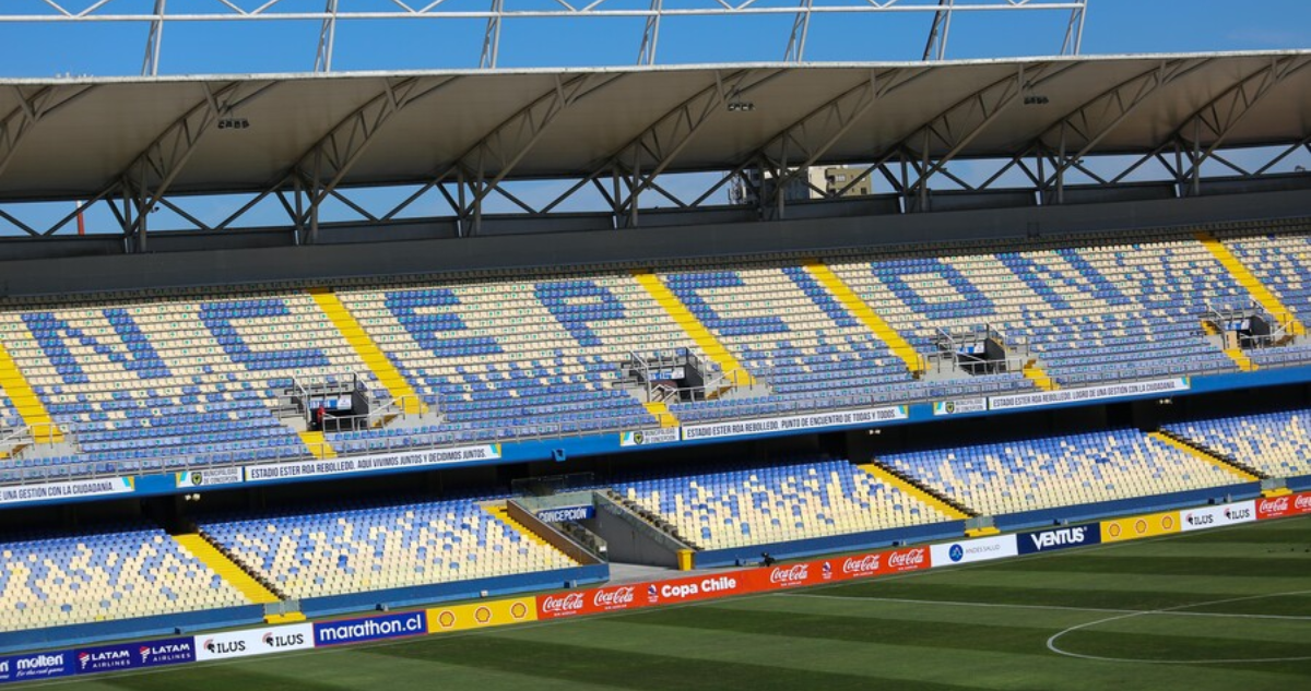 “Nos parece extraño”: Árbitro de la B acusa falta de agua caliente en estadio y municipio contradice