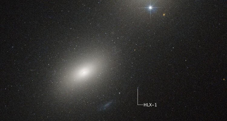 Raro agujero negro encontrado por la NASA