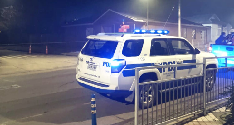 Al menos 4 sujetos apuñalan y matan a hombre que discutía con su pareja en plena calle en San Nicolás