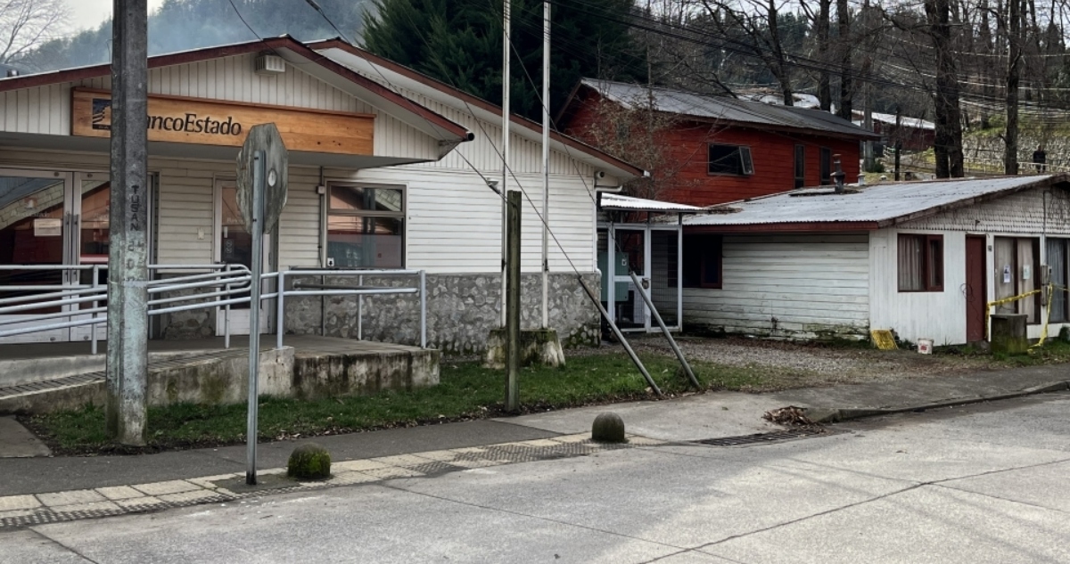 Alcalde de Curarrehue informa que demolerán casa usada para construir túnel e intentar robar banco