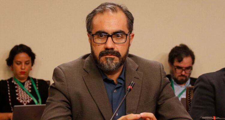 Diputada Arce acusa presiones y amenazas de subsecretario de Educación Superior en polémica sesión