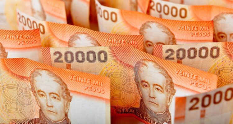 Tras aumento del sueldo mínimo a $529 mil ¿Cuándo volverá a subir y a cuánto?