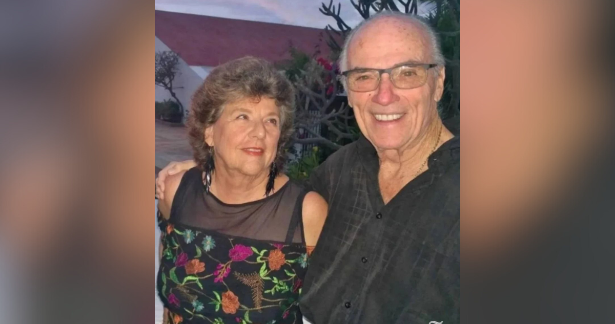 Bibliotecaria dejó trabajo, novio y familia por amor, un capitán de yate con el que estuvo por 50 años