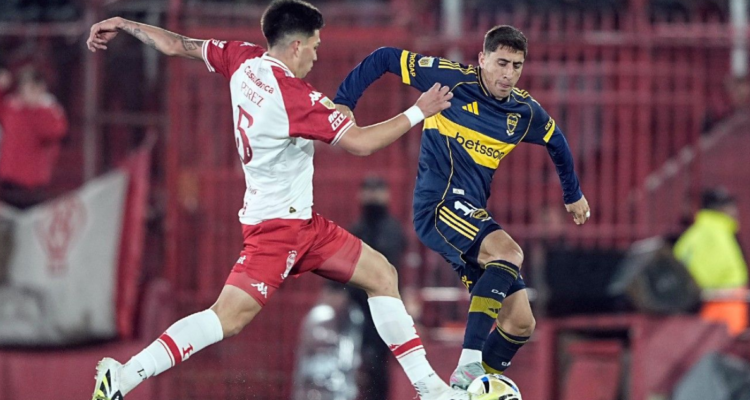 Boca Juniors de Carlos Palacios y Williams Alarcón cayó ante Huracán y sella peor racha de su historia