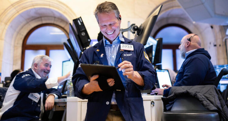 Nasdaq logra máximo histórico en Wall Street mientras otros índices caen tras dato de inflación