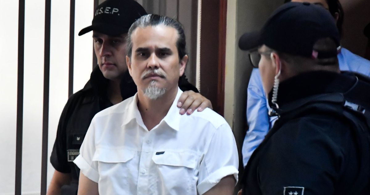 Democracia Viva: Suprema acoge amparo de exseremi Carlos Contreras y revoca su prisión preventiva