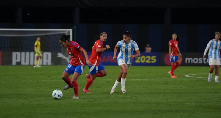 Chile y Argentina, cara a cara en la Copa América de Ecuador