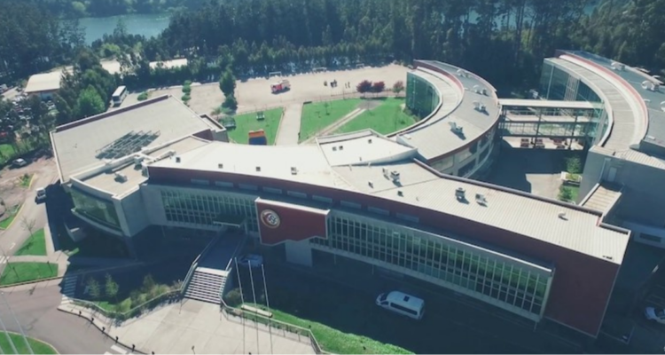 Imagen desde el aire del Colegio Alemán de Concepción