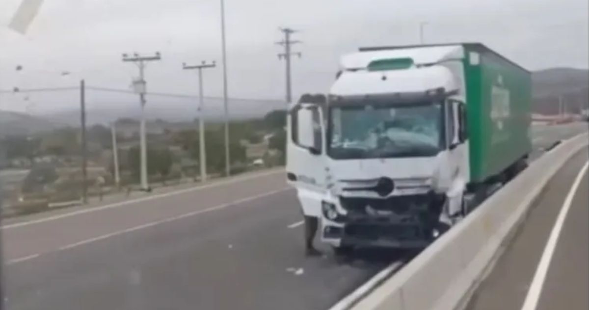 Un muerto y cuatro heridos deja colisión entre camión y furgón en Ruta 5 a la altura de Ovalle