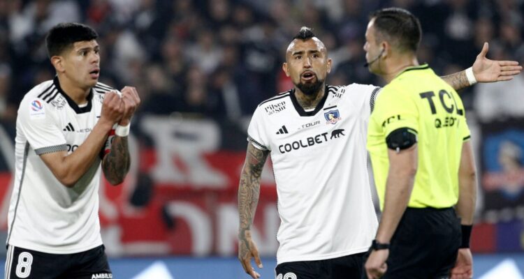 Colo Colo Esteban Pavez