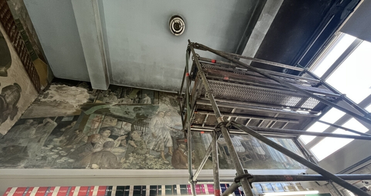  Comienzan trabajos para frenar deterioro del histórico mural de Julio Escámez en Concepción