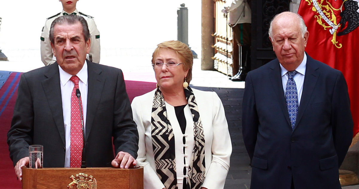 Comisión de Constitución aprueba en general el proyecto que limita las dietas a expresidentes