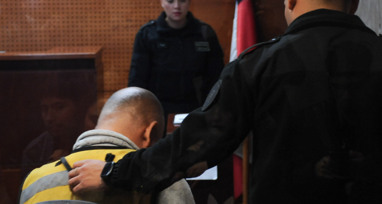 Condenan a hombre por abuso sexual a hija de su conviviente en Panguipulli: piden 5 años de cárcel