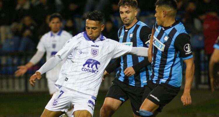 Huachipato eliminó a Concepción en la Copa Chile.