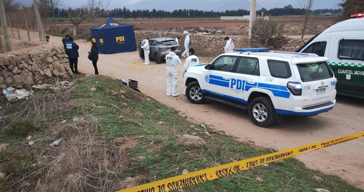 Encuentran cuerpo de hombre al interior de un vehículo baleado en sector Pan de Azúcar de Coquimbo