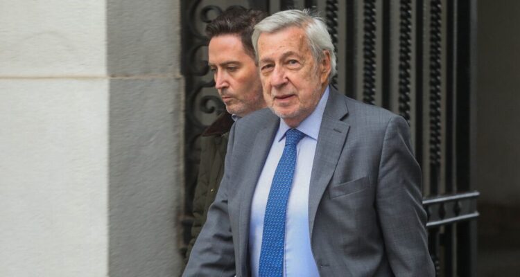 Van Klaveren confirma cumbre de líderes progresistas en Santiago encabezada por el presidente Boric