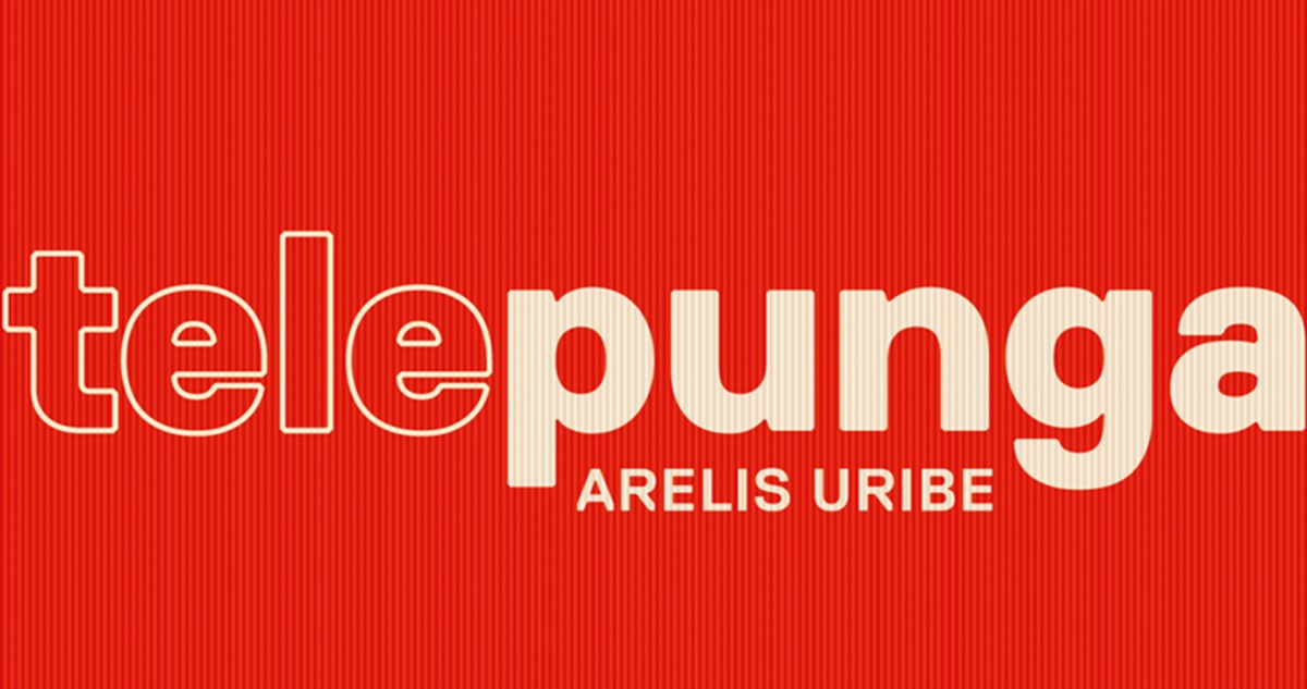 Telepunga de Arelis Uribe, Los Libros de la Mujer Rota