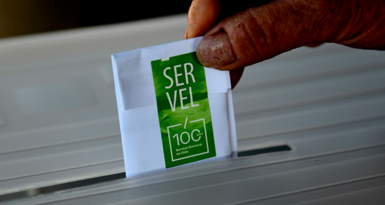 Cámara aprueba en general proyecto de voto obligatorio con multa para chilenos