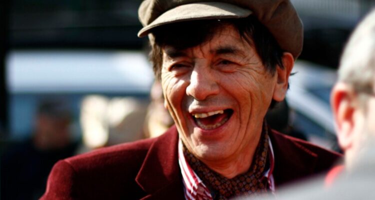 Dióscoro Rojas, core y “guaripola guachaca”, es hospitalizado de urgencia en Santiago