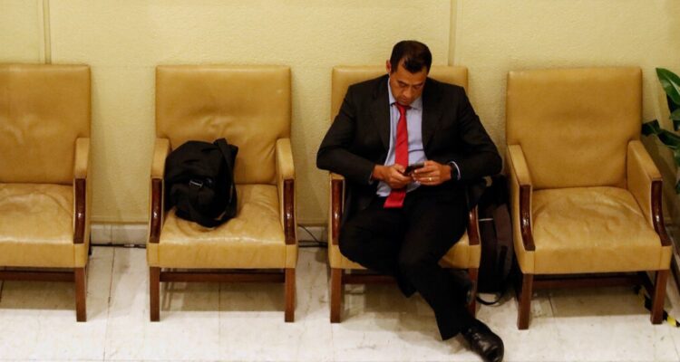 El inusual proceso con que se aprobó polémico viaje del diputado Hotuiti Teao a Taiwán, Dubái y Río