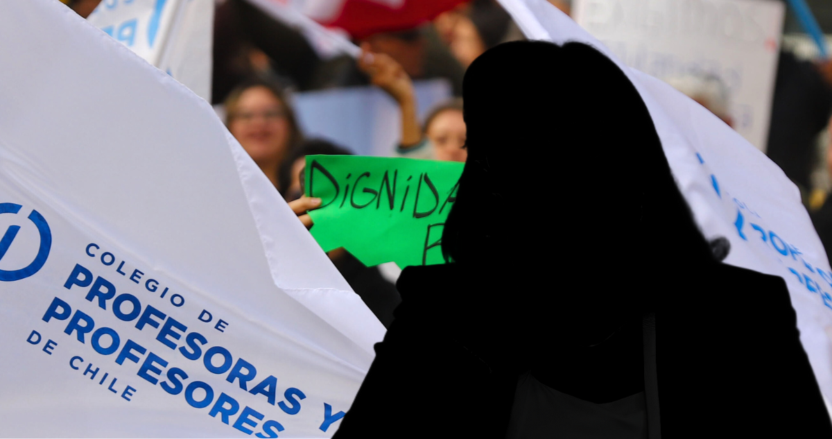 Contraloría ratifica descuentos irrevocables a profesores en paro a pesar de recuperación de clases