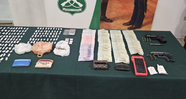 13 detenidos tras allanamientos a domicilios dedicados a la venta de droga en Padre Hurtado