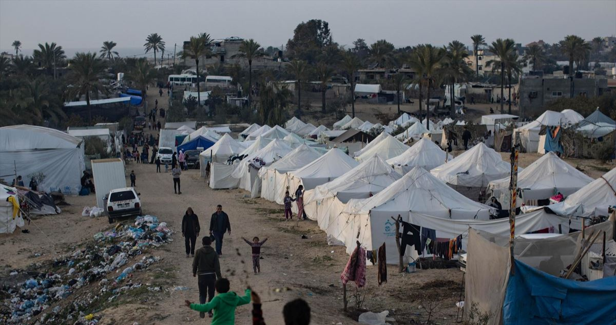 Israel ataca campamento de desplazados en Gaza: reportan al menos 3 muertos