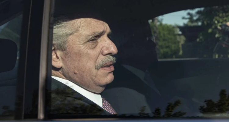 Justicia argentina procesó por corrupción al expresidente Alberto Fernández