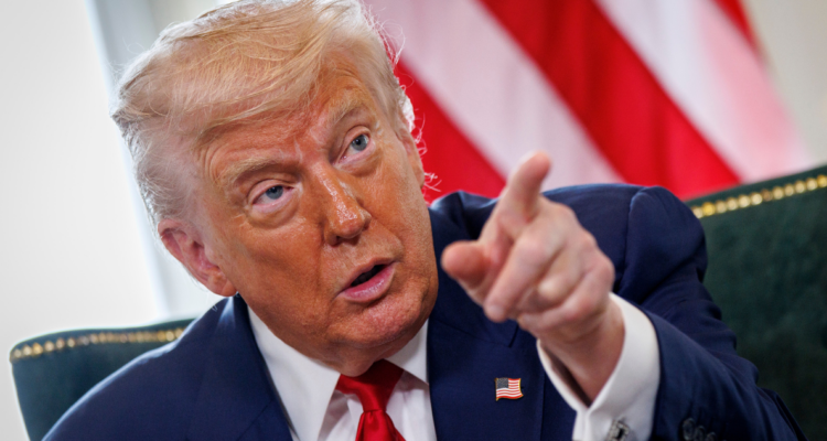 Trump contradice a Netanyahu y afirma que la hambruna en Gaza es real: EEUU instalará puntos de ayuda