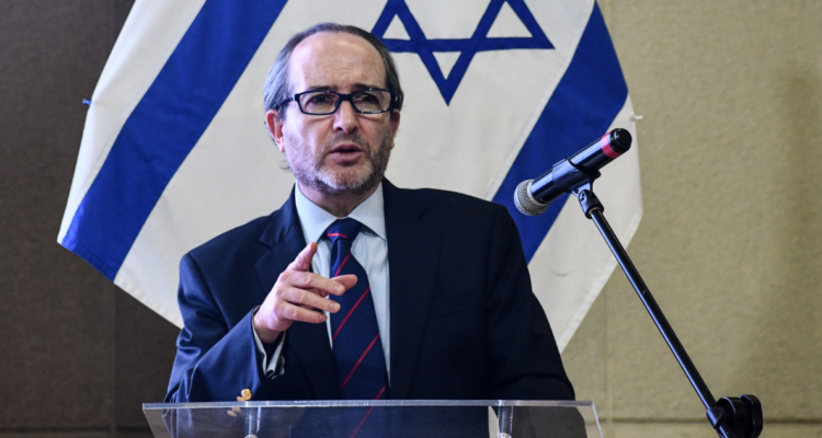 Embajador de Israel anuncia término de su misión en Chile: “Llegó el momento que algunos esperaban”