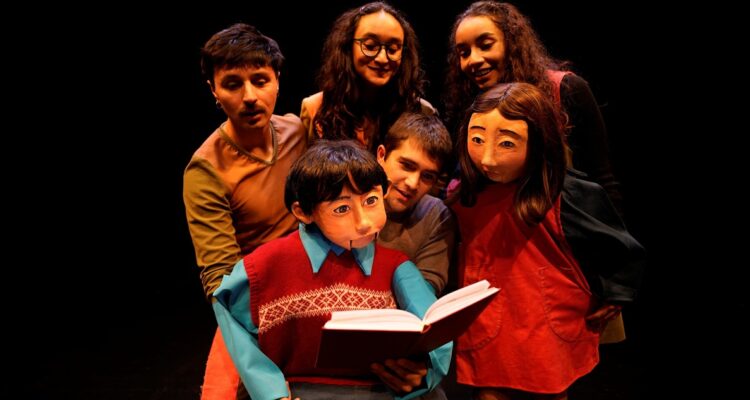 el niño de los fósiles