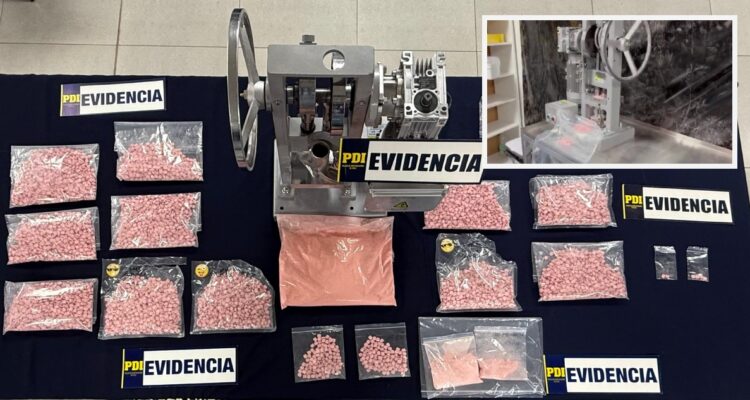 BANDA QUE USABA FARMACIA CLAUSURADA PARA FABRICAR ÉXTASIS