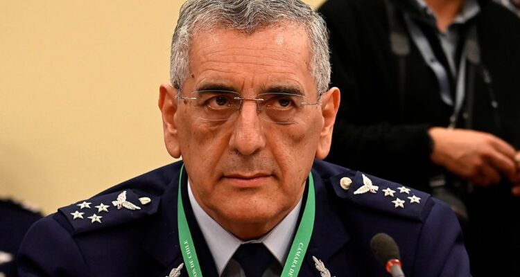 Corte da 24 horas de plazo a FACh para entregar antecedentes de narcotráfico en sus filas