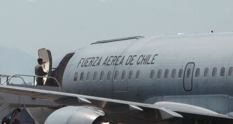 Pese a negativa inicial: FACh envía a Fiscalía los antecedentes de exfuncionarios vinculados al narco