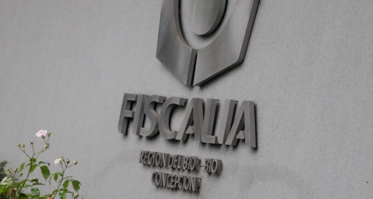 Logo de Fiscalía por petición de anular fallo que absolvió a carabinero por lesión ocular de camarógrafo